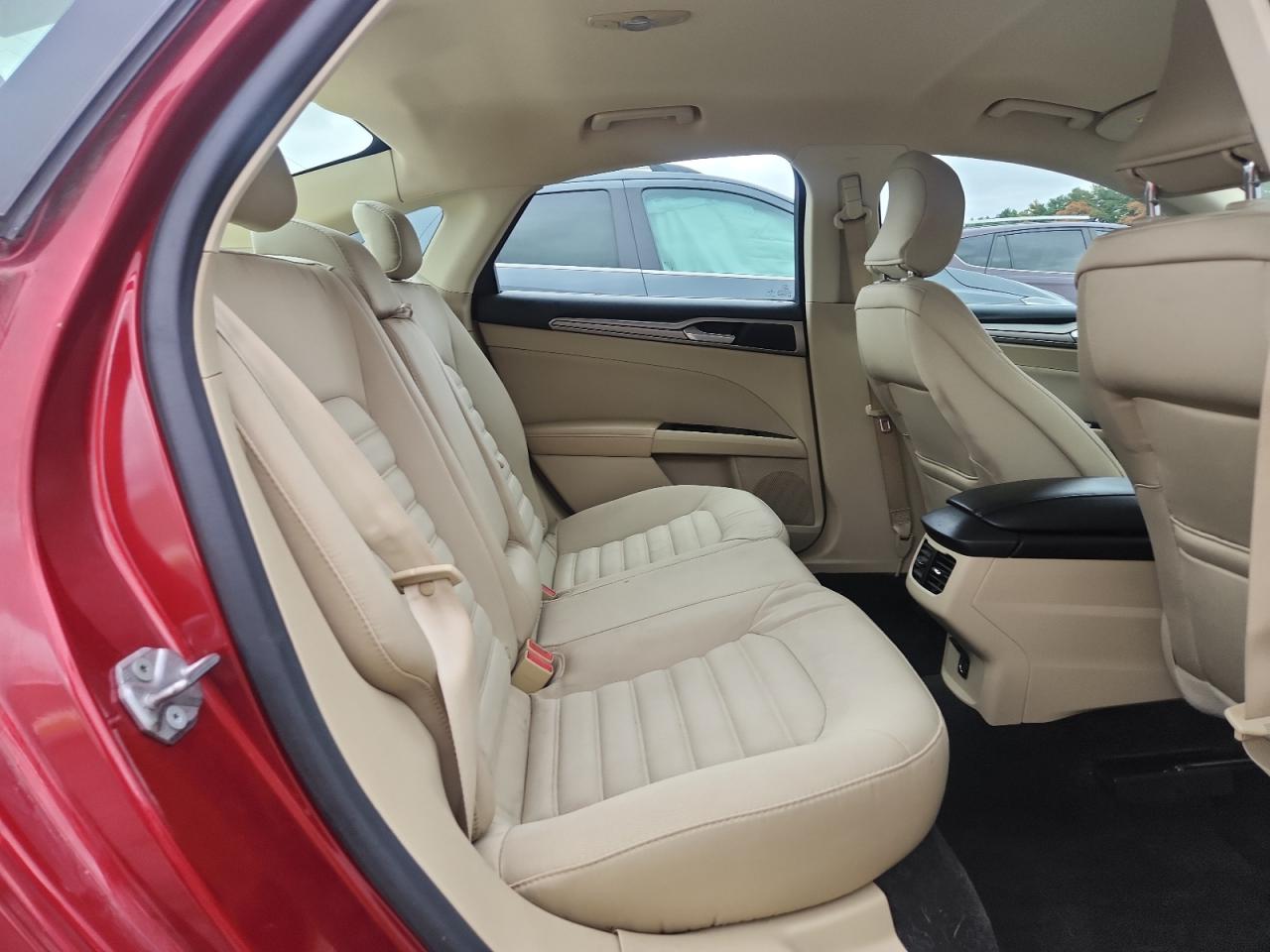 2015 Ford Fusion Se VIN: 3FA6P0H74FR188575 Lot: 90361995