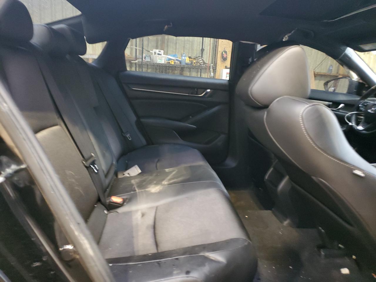 2022 Honda Accord Sport VIN: 1HGCV1F37NA802358 Lot: 90063945