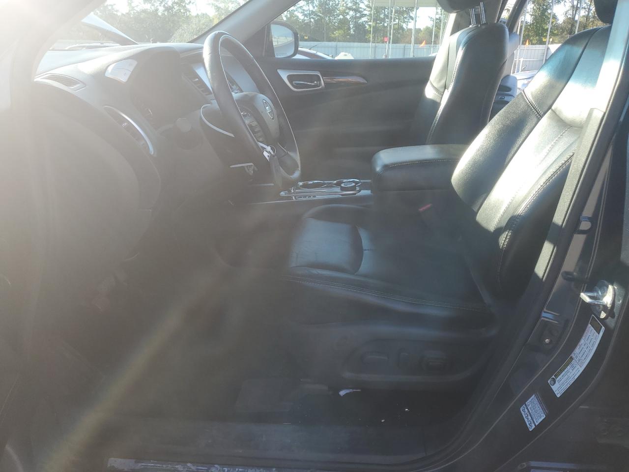 2014 Nissan Pathfinder S VIN: 5N1AR2MM1EC631330 Lot: 85903715