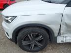 2019 VOLVO XC40 2.0 T4 R DESIGN 5DR AWD GEARTRONIC for sale at Copart YORK