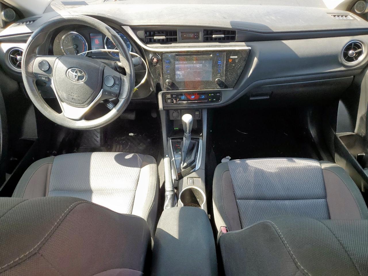 2017 Toyota Corolla L VIN: 5YFBURHE9HP625838 Lot: 85485585