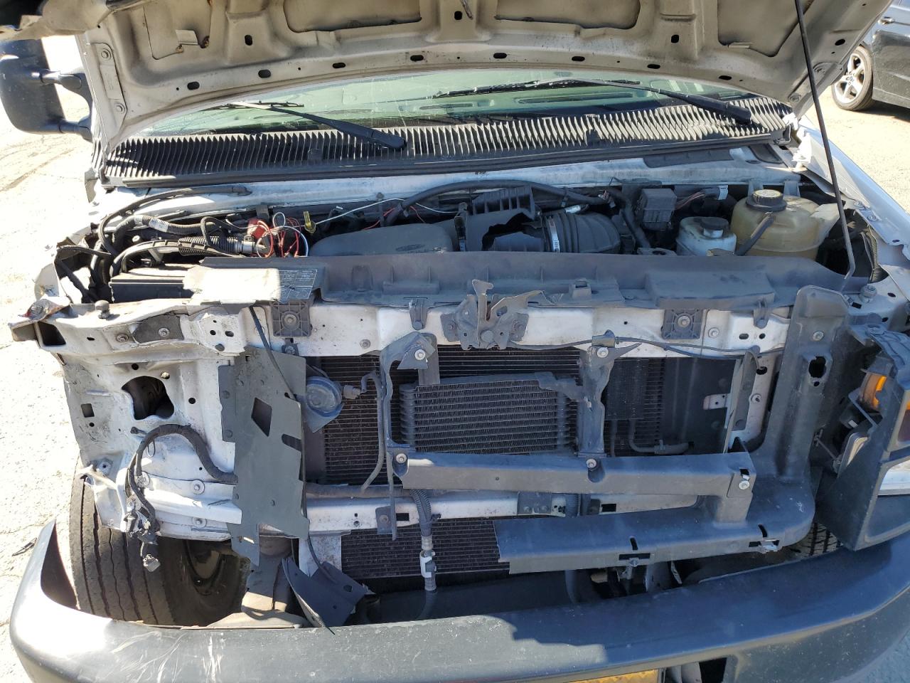 2008 Ford Econoline E350 Super Duty Wagon VIN: 1FBSS31LX8DA86570 Lot: 82287205