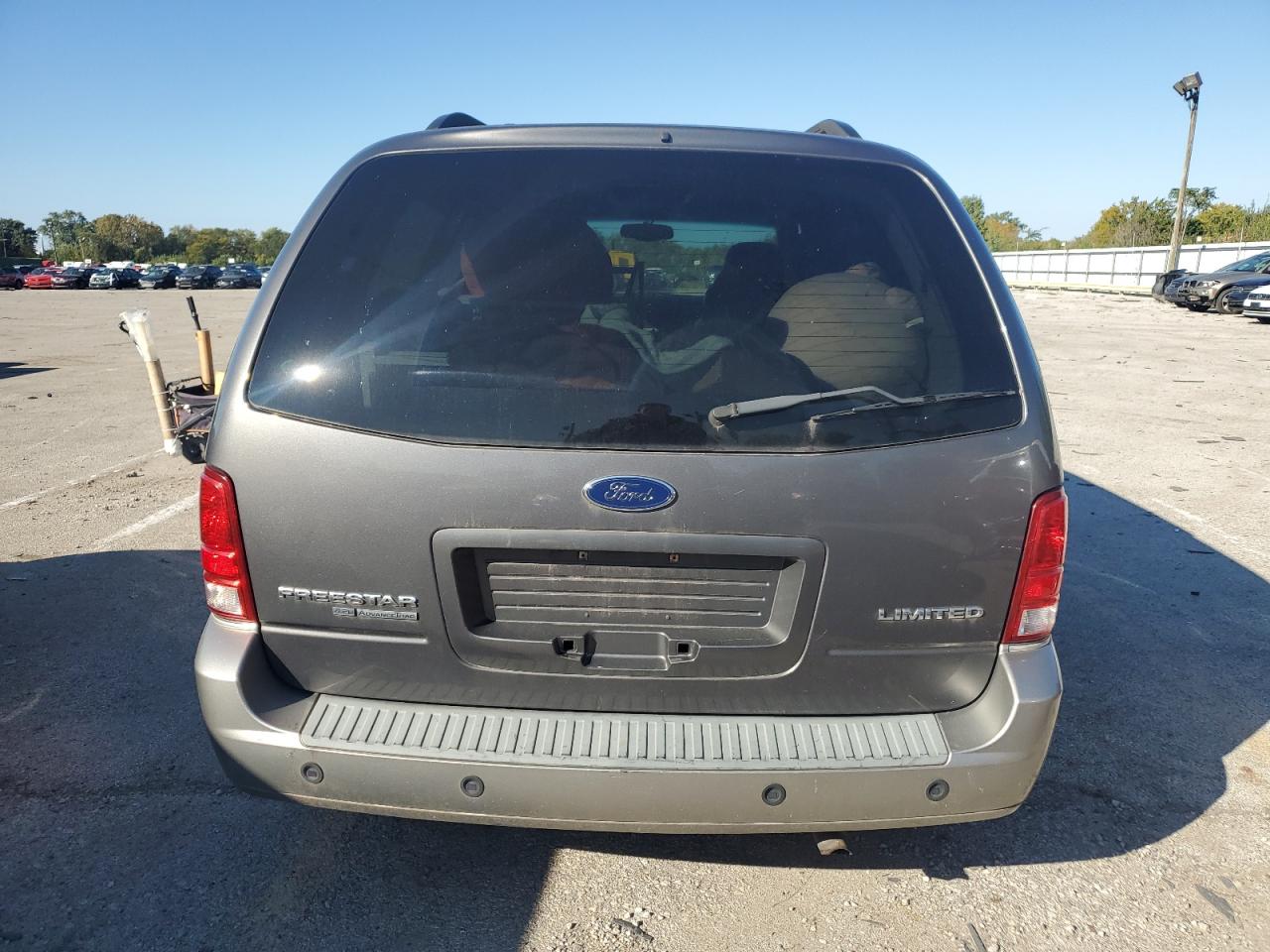 2005 Ford Freestar Limited VIN: 2FMDA582X5BA07105 Lot: 86634215
