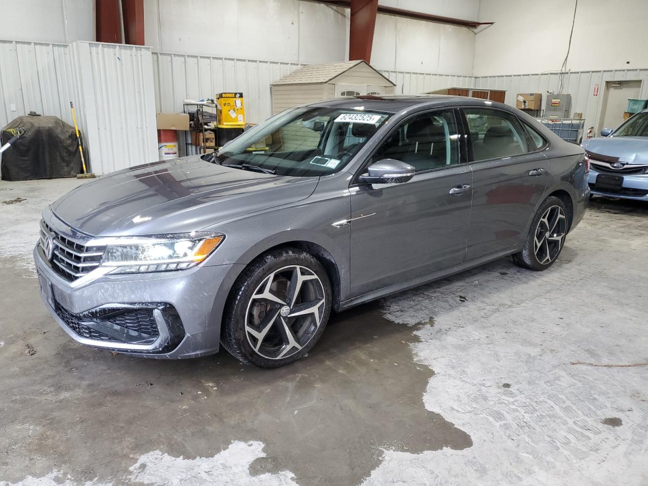 2020 Volkswagen Passat R-Line