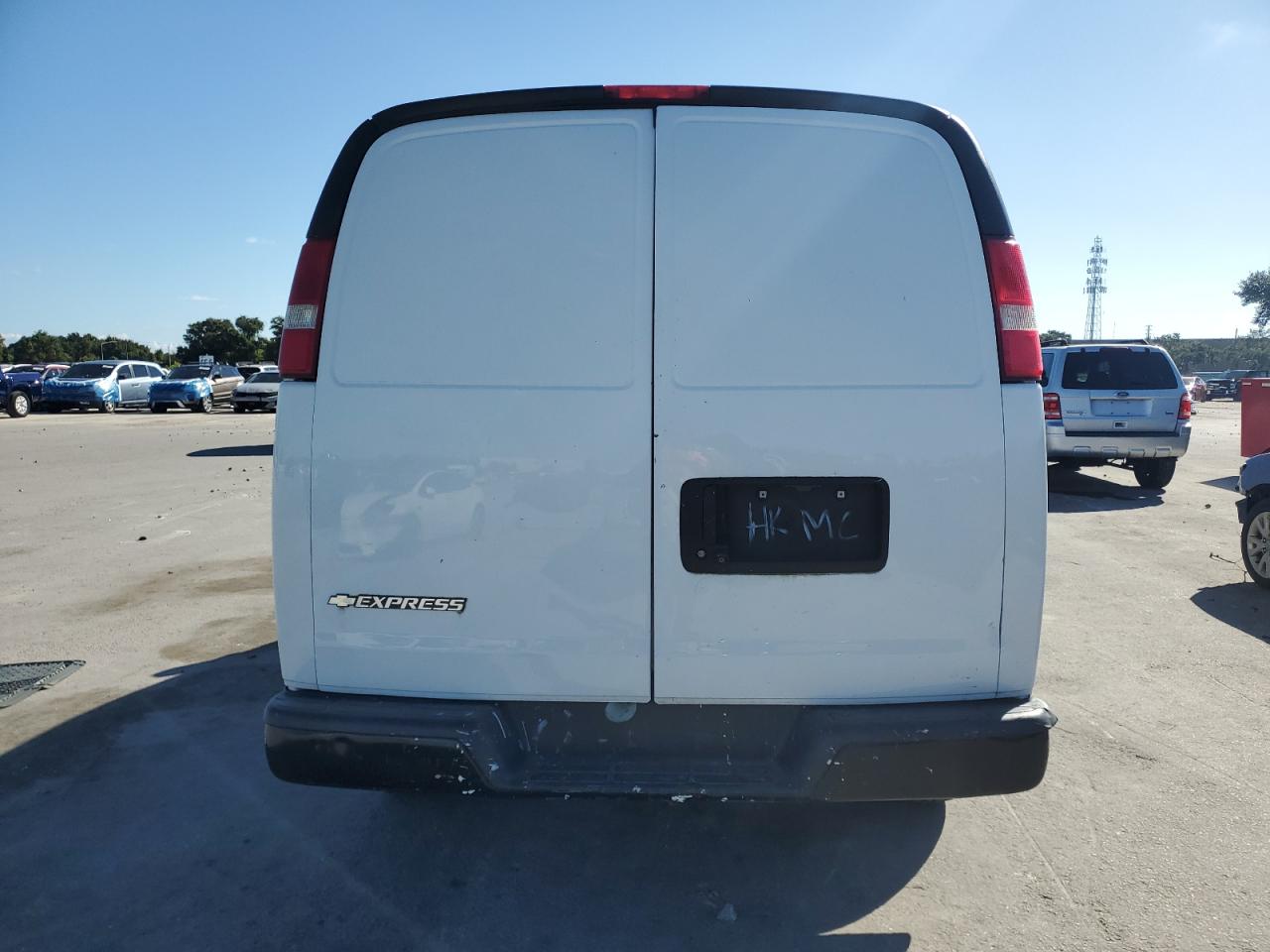2019 Chevrolet Express G2500 VIN: 1GCWGAFP1K1249100 Lot: 86821065