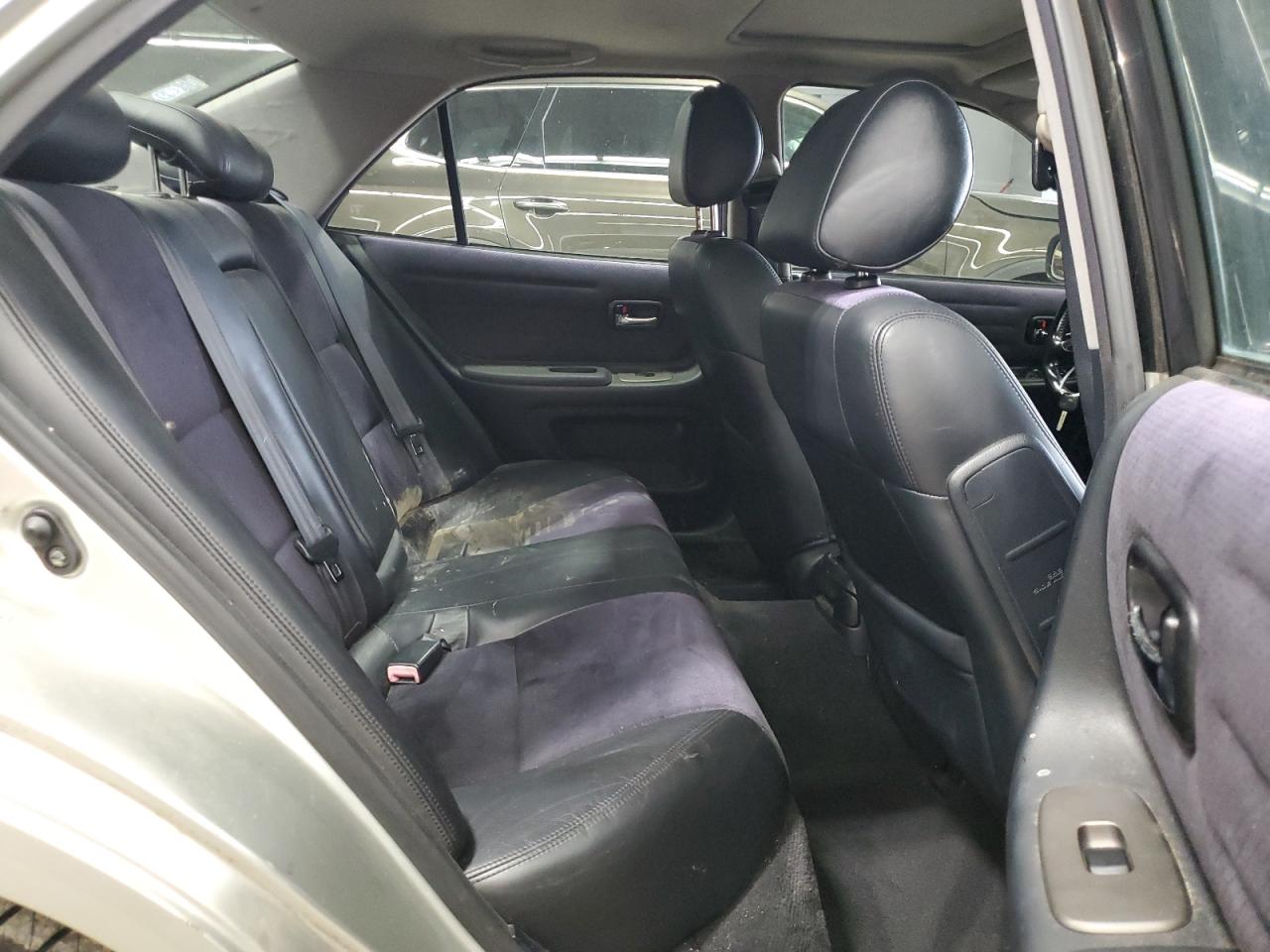 2001 Lexus Is 300 VIN: JTHBD182210023398 Lot: 87309555