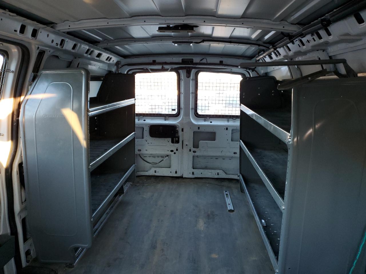 2016 Chevrolet Express G2500 VIN: 1GCWGAFF4G1235660 Lot: 86425875