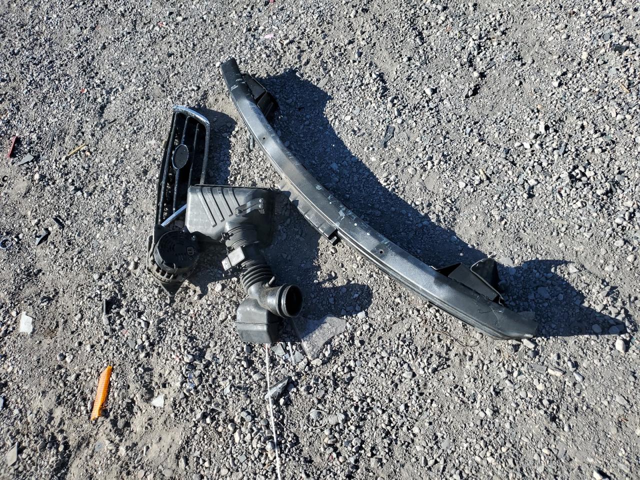 2004 Hyundai Elantra Gls VIN: KMHDN46D14U856017 Lot: 85161795