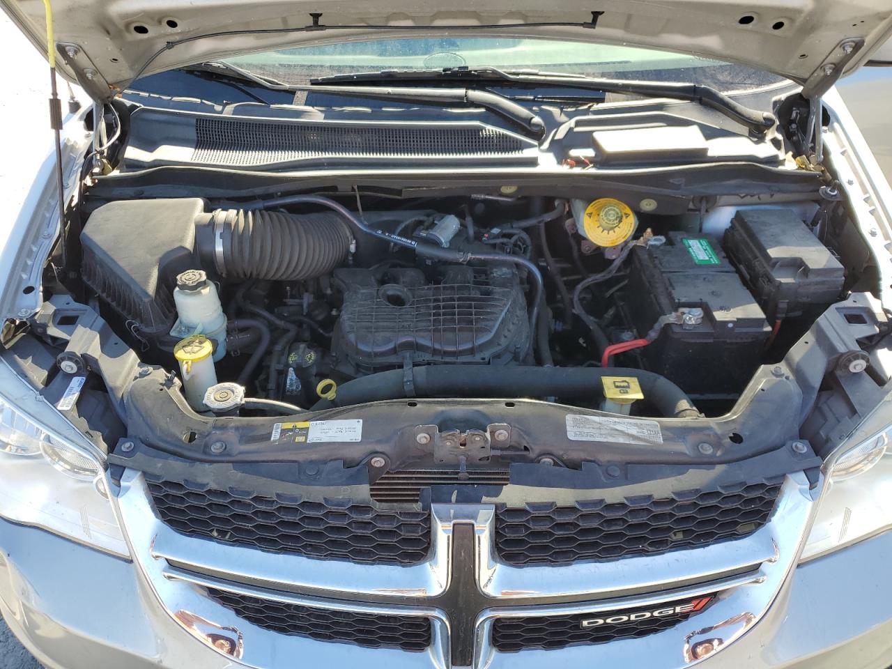 2018 Dodge Grand Caravan Sxt VIN: 2C4RDGCG7JR302258 Lot: 90864905