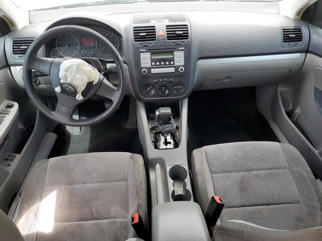 2009 Volkswagen Jetta S VIN: 3VWJM71K49M064745 Lot: 82005455