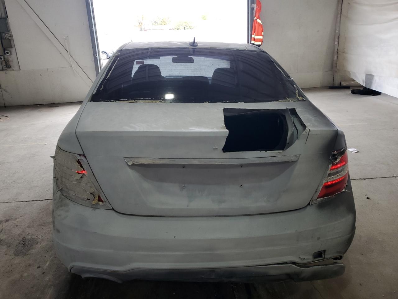 2012 Mercedes-Benz C 250 VIN: WDDGF4HB6CA672840 Lot: 90070835