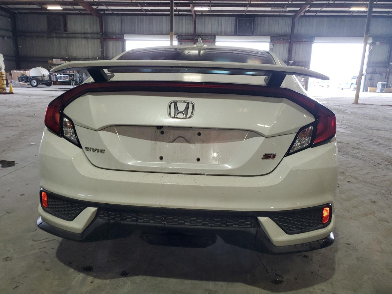 2018 Honda Civic Si VIN: 2HGFC3A52JH752343 Lot: 85839425