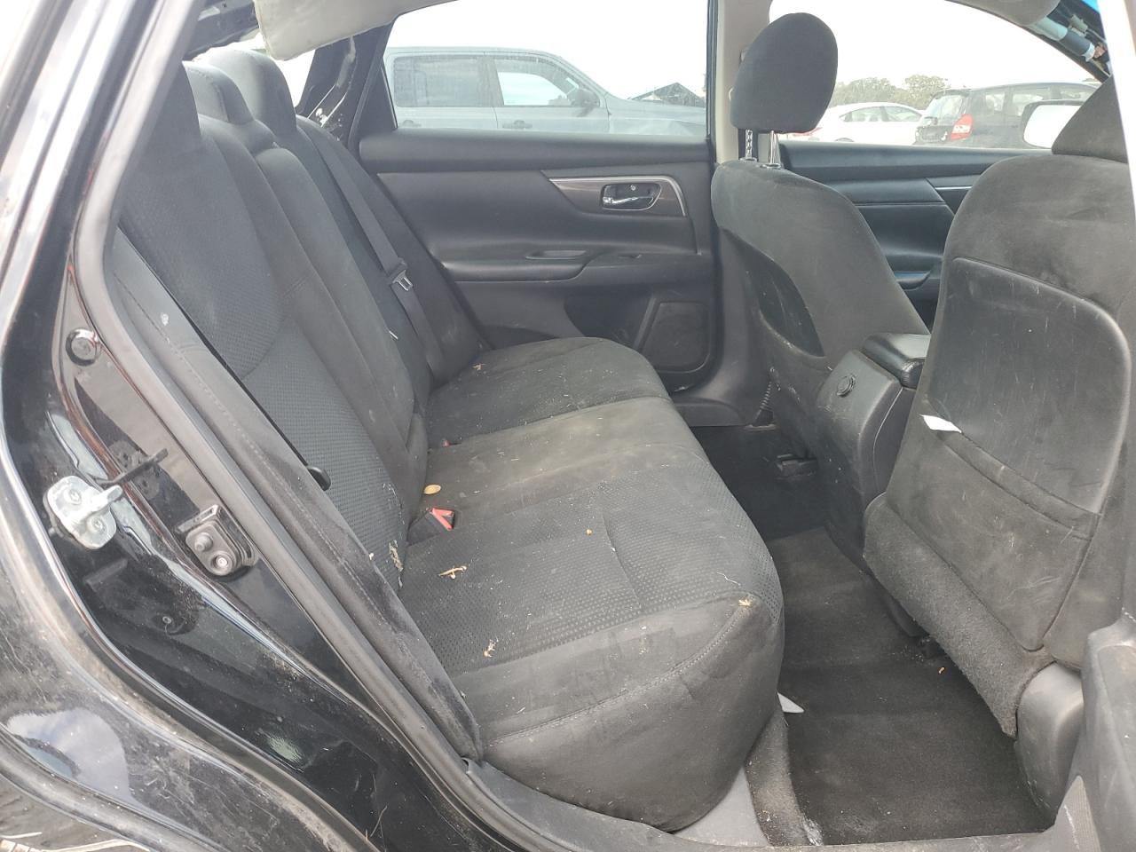 2015 Nissan Altima 2.5 VIN: 1N4AL3AP3FC573321 Lot: 84300955