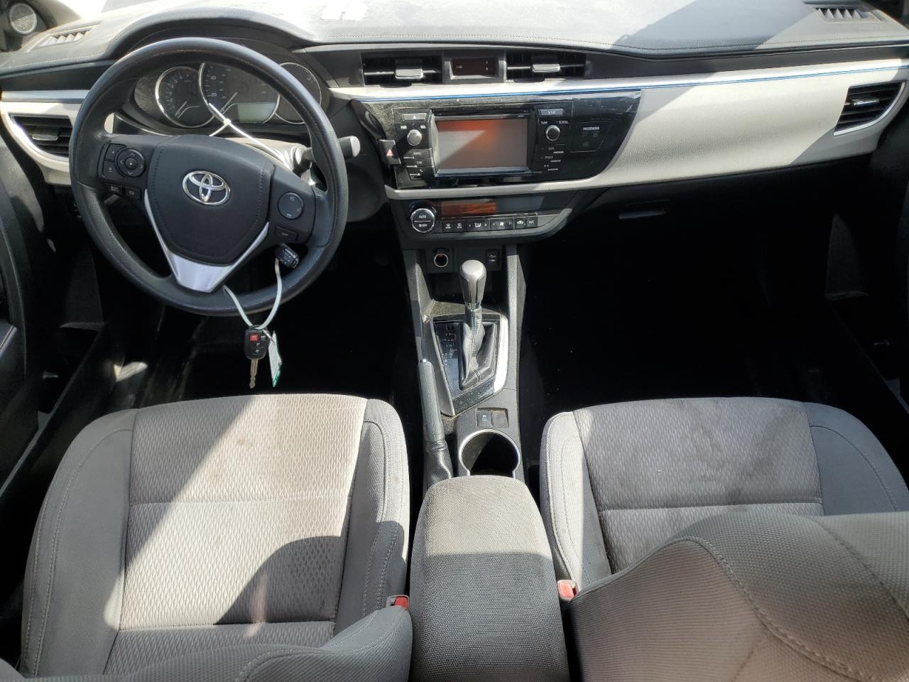 2015 Toyota Corolla L VIN: 5YFBURHE9FP187111 Lot: 82238635