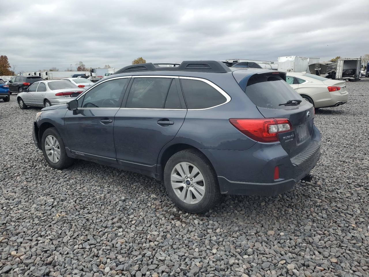 2017 Subaru Outback 2.5I Premium VIN: 4S4BSAFC5H3346822 Lot: 82726975