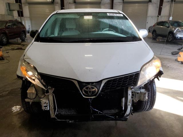  TOYOTA SIENNA 2018 Белы