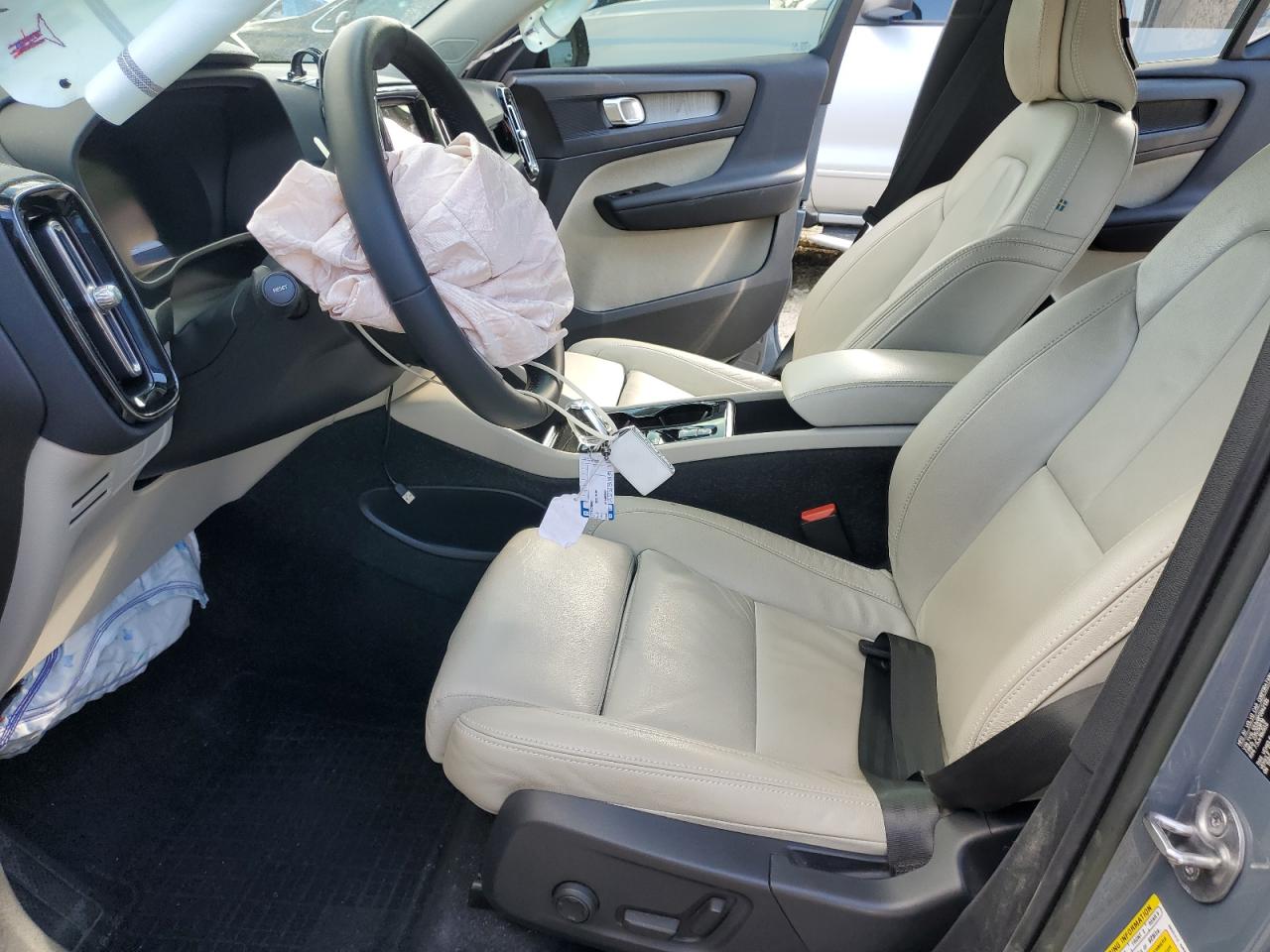 2023 Volvo Xc40 Plus VIN: YV4L12UW8P2942135 Lot: 87445585