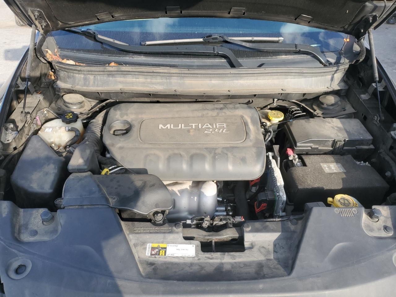 2015 Jeep Cherokee Latitude VIN: 1C4PJLCB1FW781739 Lot: 85152475