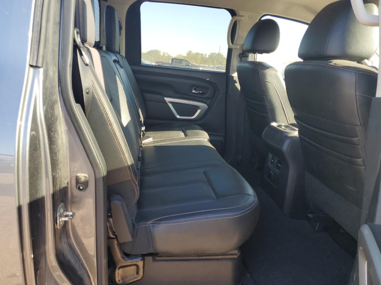 2017 Nissan Titan Sv VIN: 1N6AA1E56HN538693 Lot: 85695025