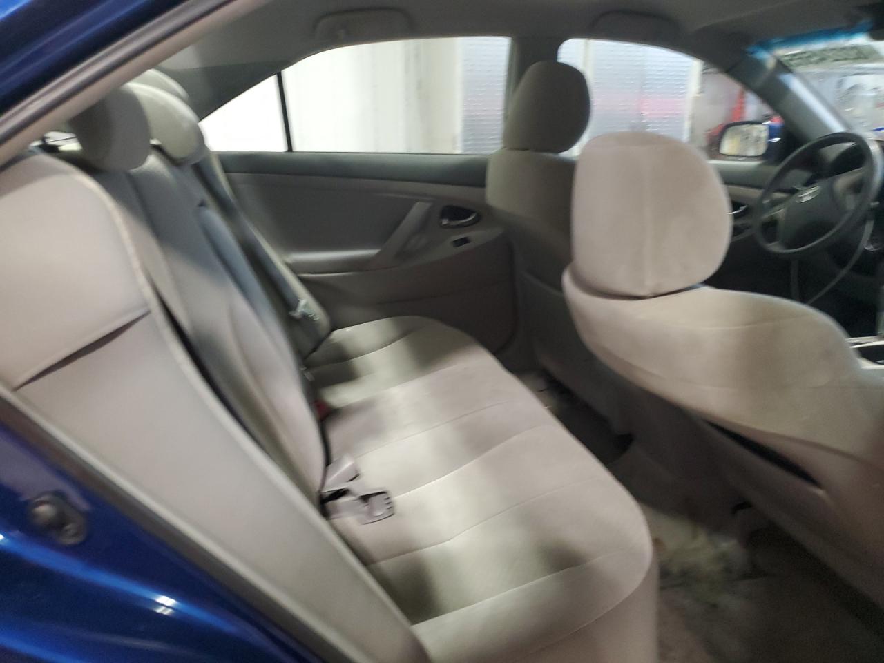 2009 Toyota Camry Base VIN: 4T1BE46K49U327996 Lot: 82224565