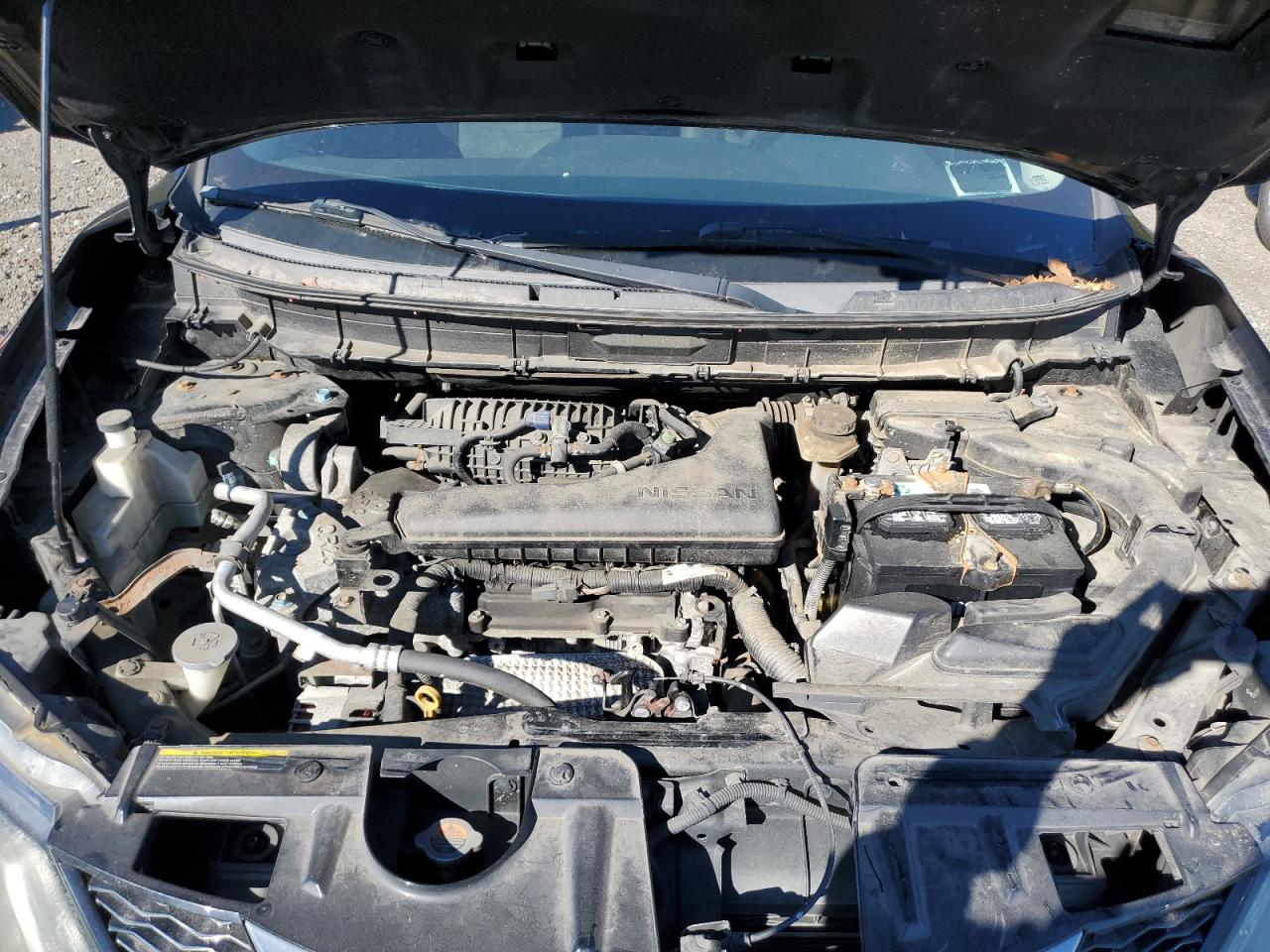 2015 Nissan Rogue S VIN: KNMAT2MV9FP537785 Lot: 84301665