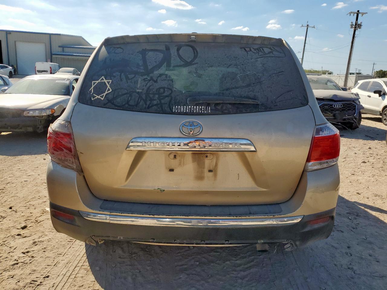2011 Toyota Highlander Base VIN: 5TDZA3EHXBS012676 Lot: 82494735