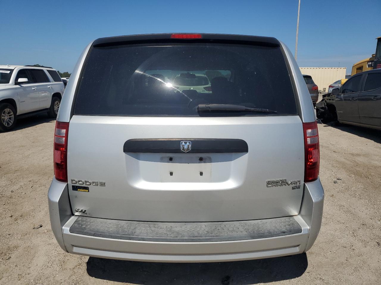2010 Dodge Grand Caravan Se VIN: 2D4RN4DE4AR161693 Lot: 83836105