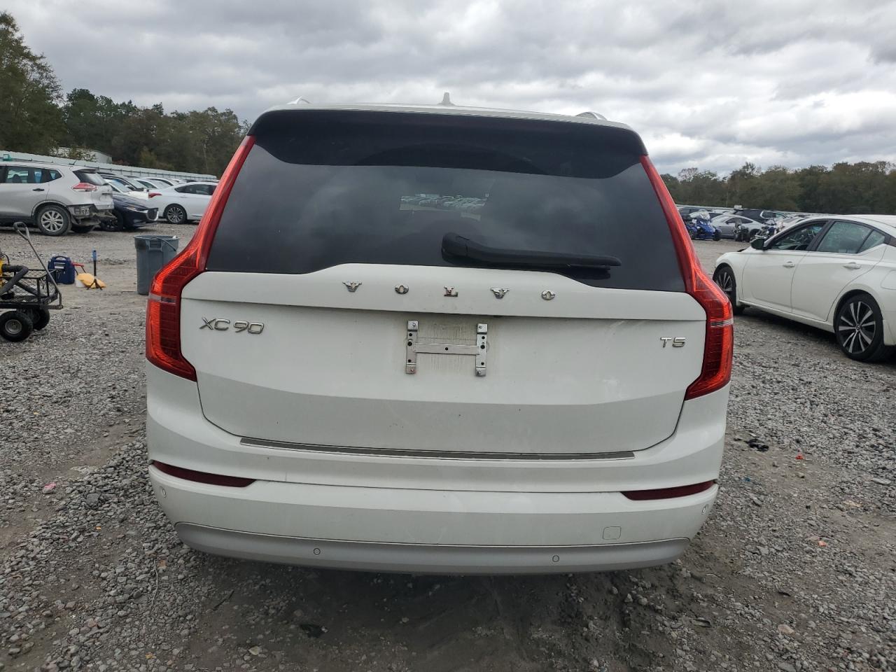 2022 Volvo Xc90 T5 Momentum VIN: YV4102CK3N1858218 Lot: 82221355