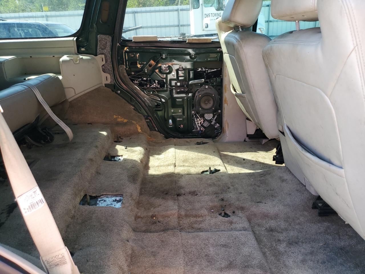 2003 Cadillac Escalade Luxury VIN: 1GYEK63N83R225710 Lot: 81077685