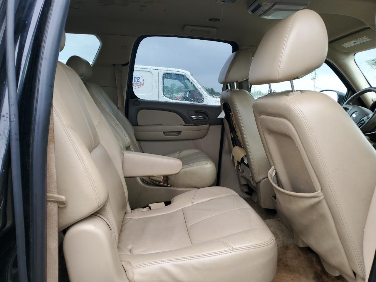 2009 Chevrolet Suburban C1500 Lt VIN: 1GNFC26089R288936 Lot: 85271585