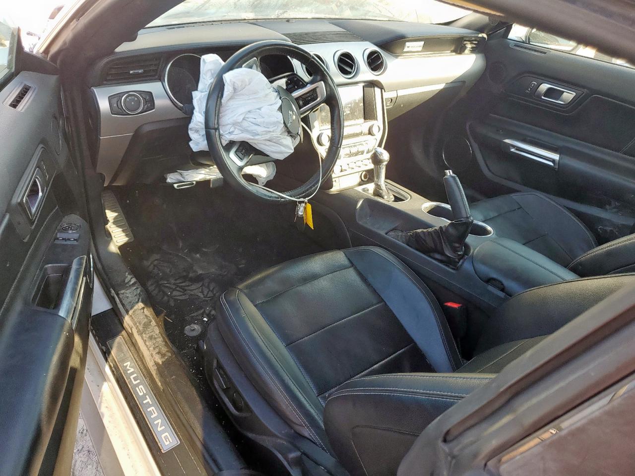 2021 Ford Mustang VIN: 1FA6P8TH0M5105142 Lot: 84573175