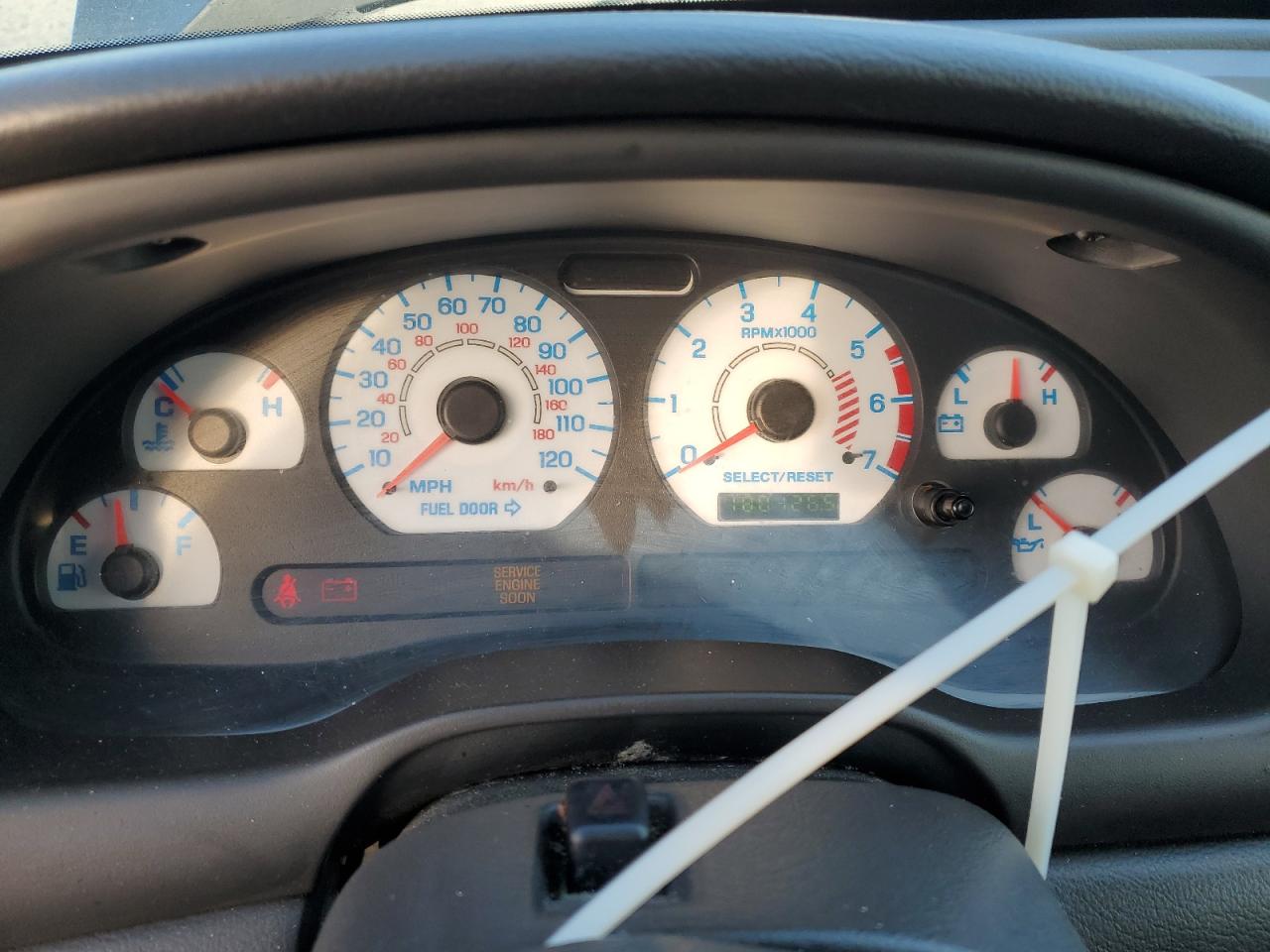 2002 Ford Mustang VIN: 1FAFP40412F156246 Lot: 81985835