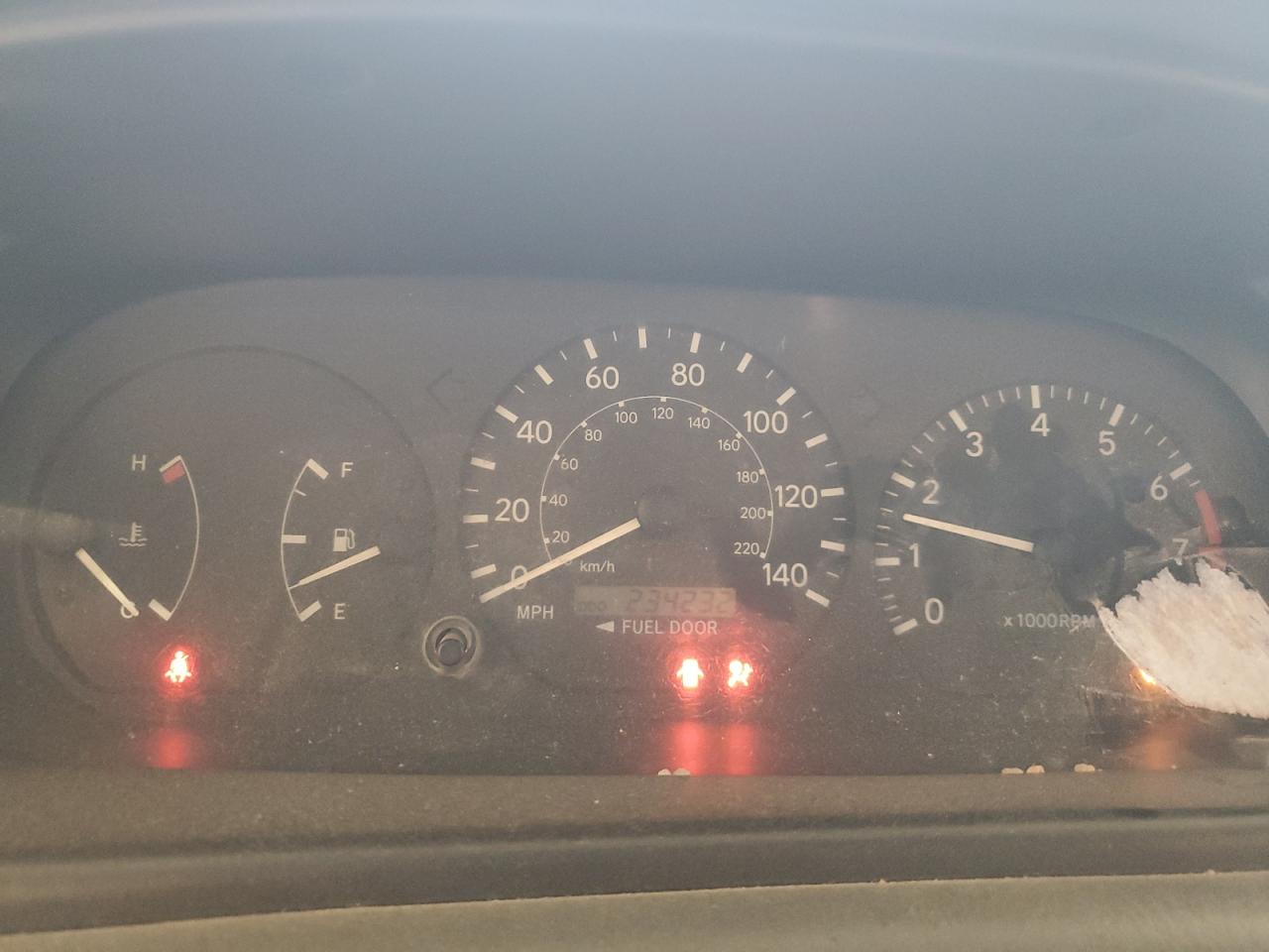 2000 Toyota Camry Ce VIN: 4T1BG22K5YU656273 Lot: 85332645