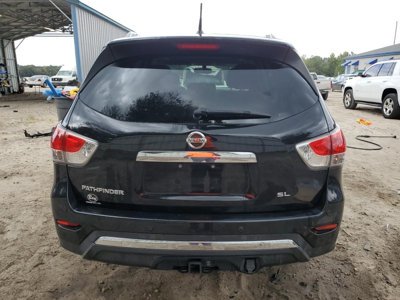 2015 Nissan Pathfinder S VIN: 5N1AR2MN2FC717806 Lot: 84548045