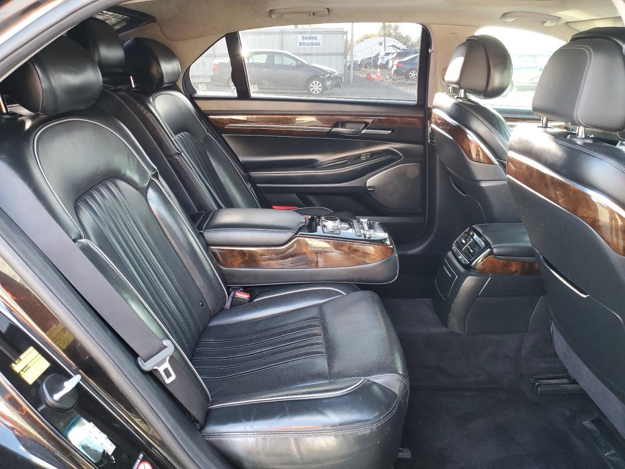 2018 Genesis G90 Premium VIN: KMHG34JA5JU038186 Lot: 82518045