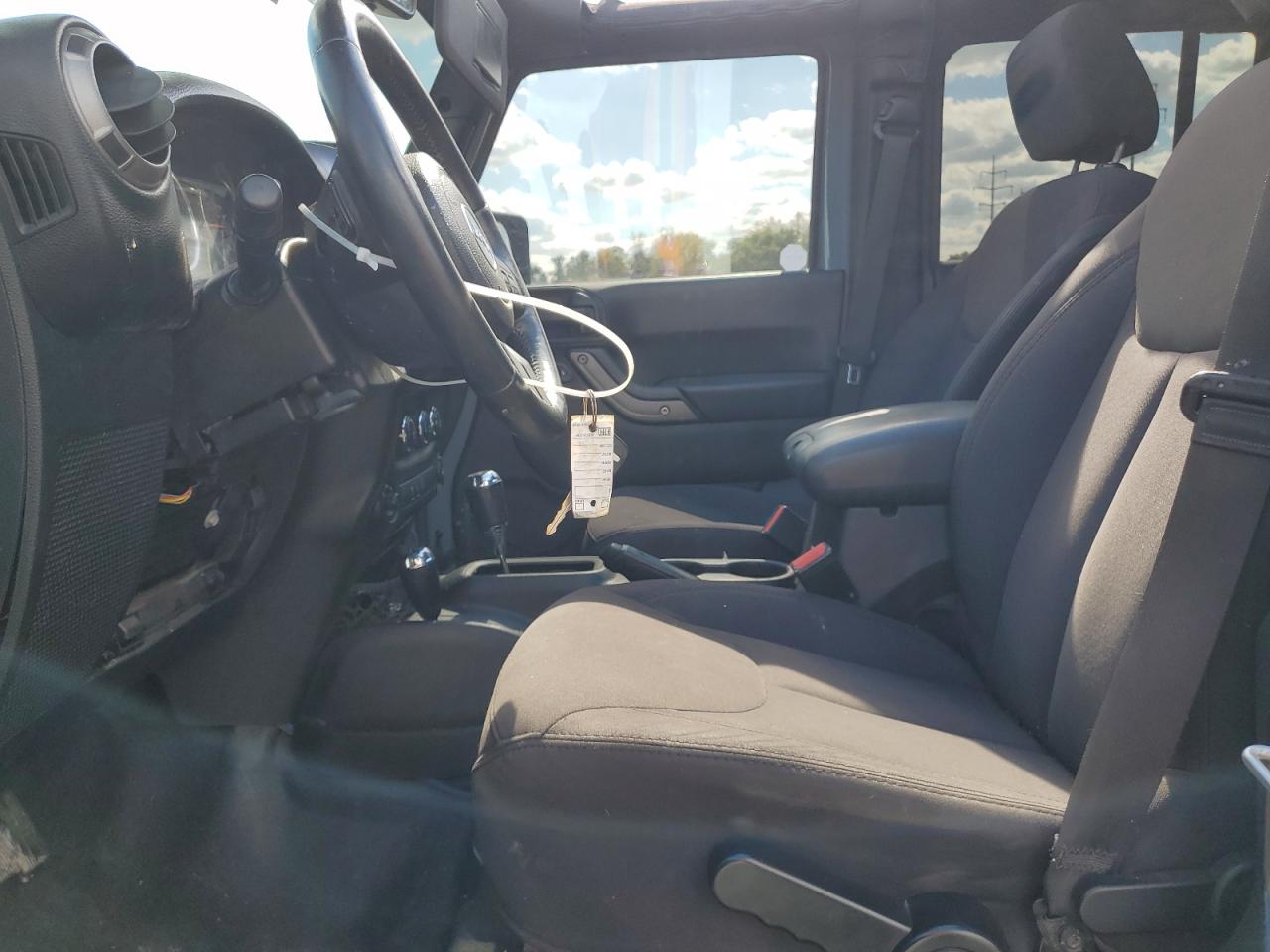 2015 Jeep Wrangler Unlimited Sport VIN: 1C4HJWDG6FL602757 Lot: 85847925