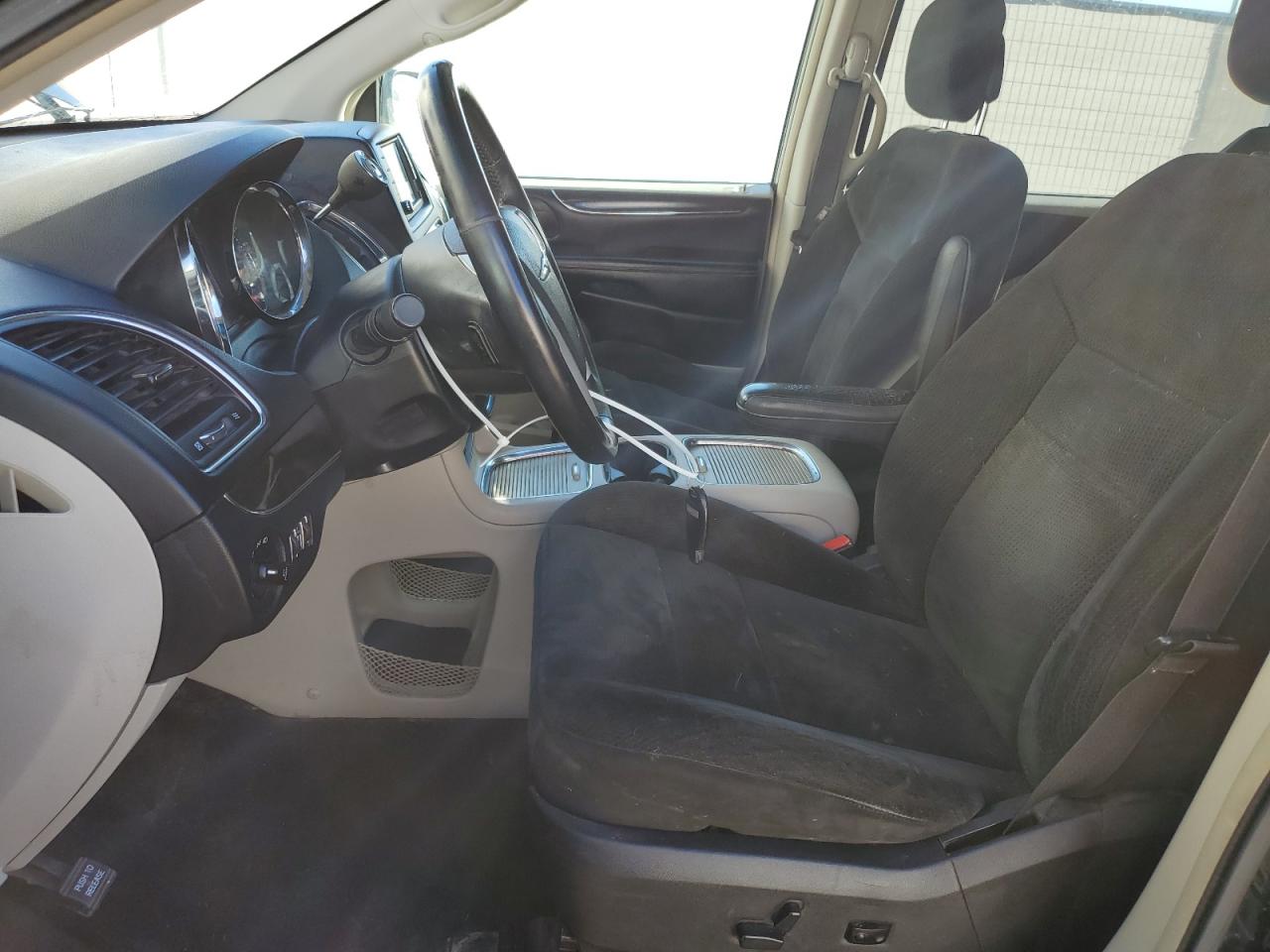 2016 Chrysler Town & Country Touring VIN: 2C4RC1BG7GR302206 Lot: 84921045