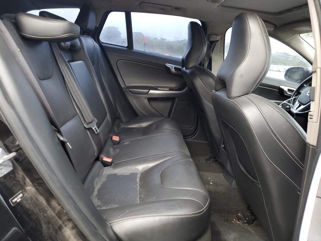 2018 Volvo V60 T5 Dynamic VIN: YV140MEL1J2391526 Lot: 85310225
