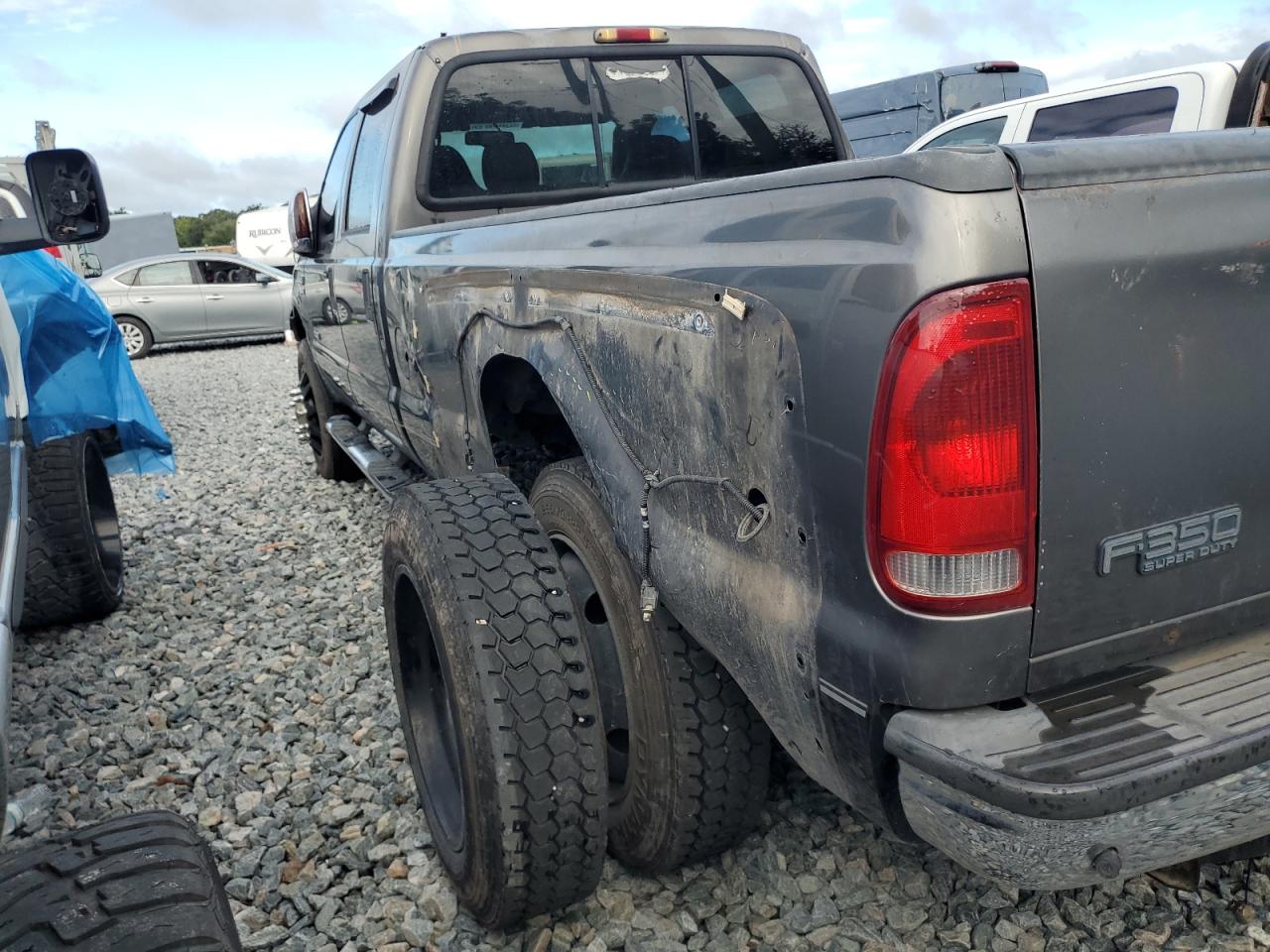 2006 Ford F350 Super Duty VIN: 1FTWW33PX6EA07424 Lot: 85674615