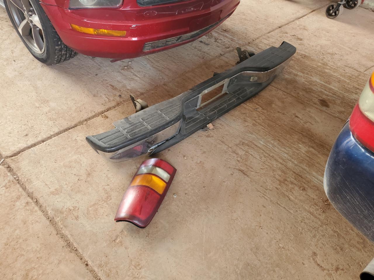 2002 Chevrolet Silverado C1500 VIN: 2GCEC19V821368757 Lot: 82402475