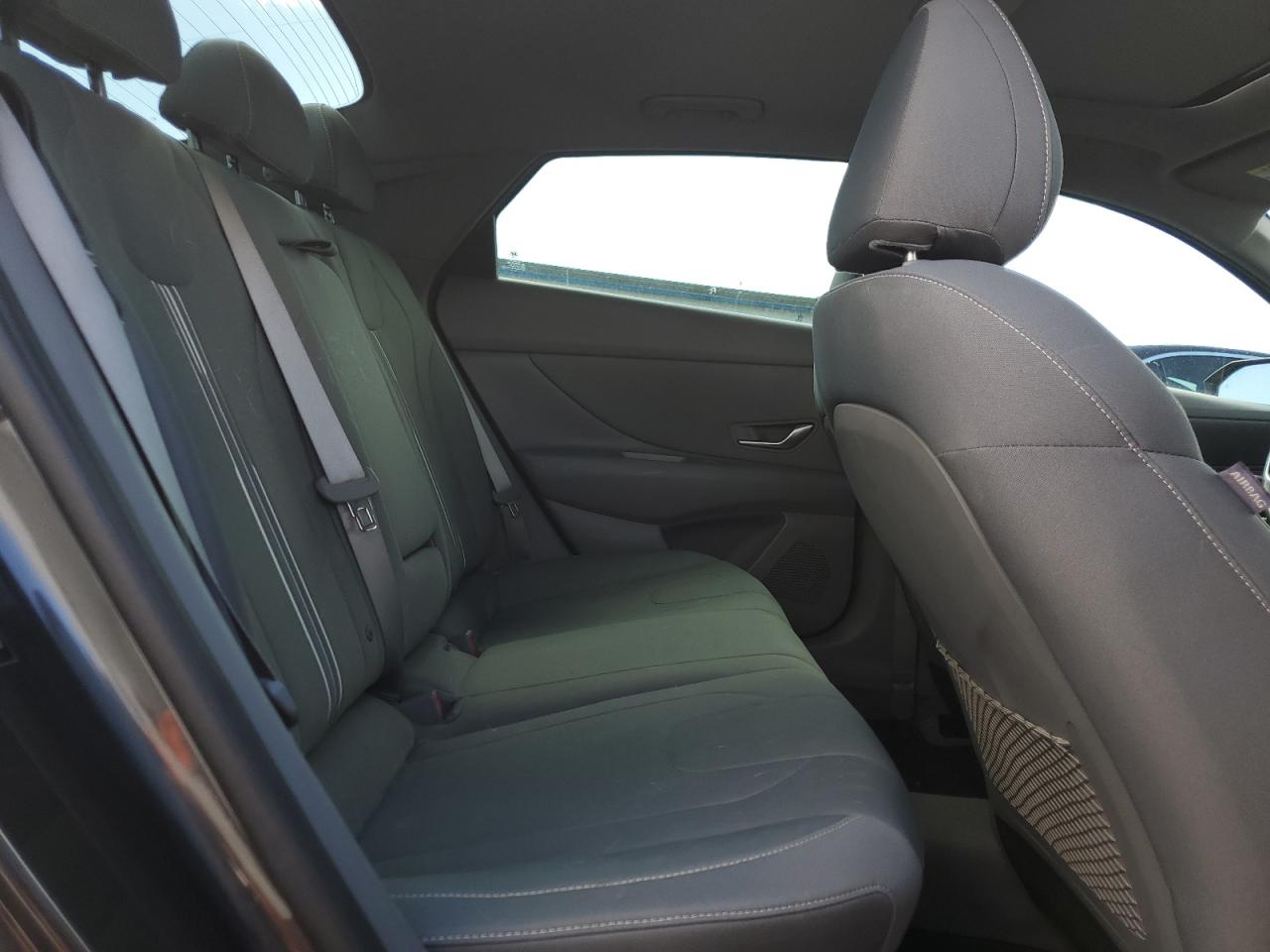 2022 Hyundai Elantra Sel VIN: 5NPLN4AG2NH057389 Lot: 85427375