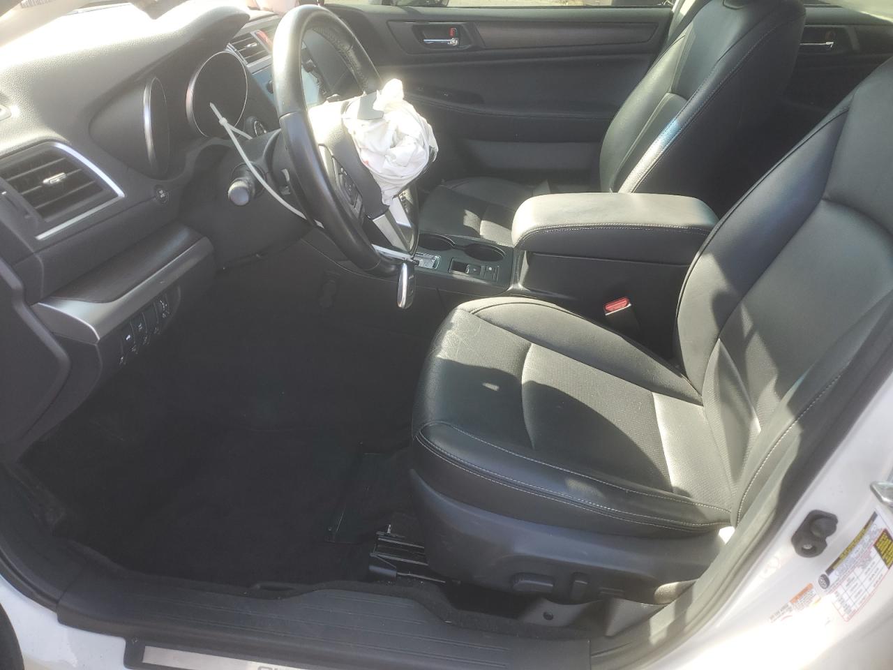 2015 Subaru Legacy 2.5I Limited VIN: 4S3BNAN65F3030454 Lot: 84897555