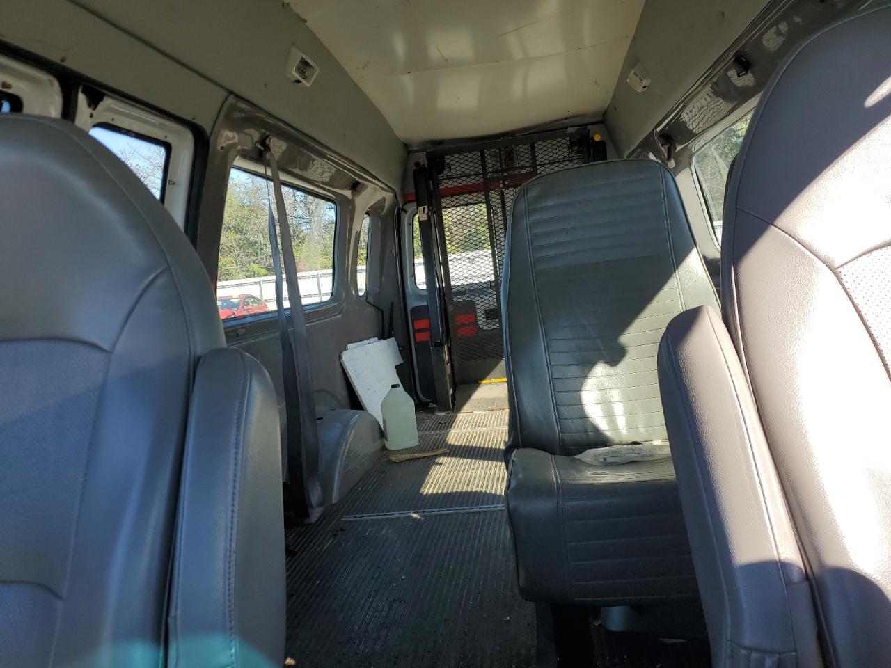 2005 Ford Econoline E250 Van VIN: 1FTNS24W35HA41743 Lot: 85752675