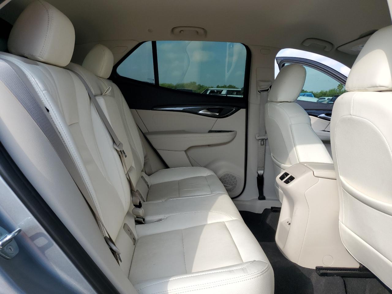 2022 Buick Envision Essence VIN: LRBFZMR4XPD203380 Lot: 82569195