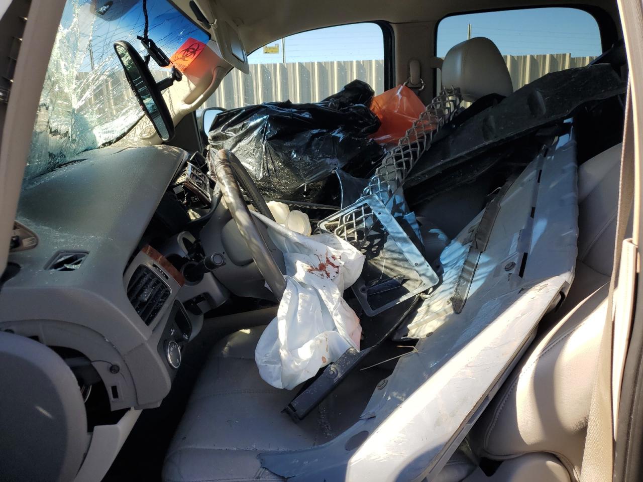 2010 Chevrolet Tahoe C1500 Lt VIN: 1GNUCBE03AR290915 Lot: 82274115