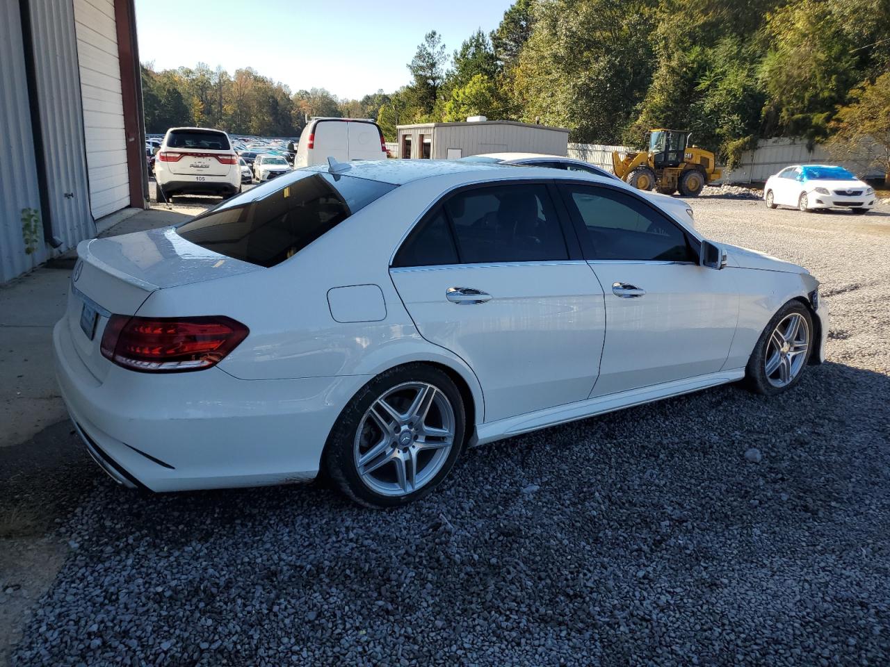 2014 Mercedes-Benz E 350 VIN: WDDHF5KB5EA853157 Lot: 90328325