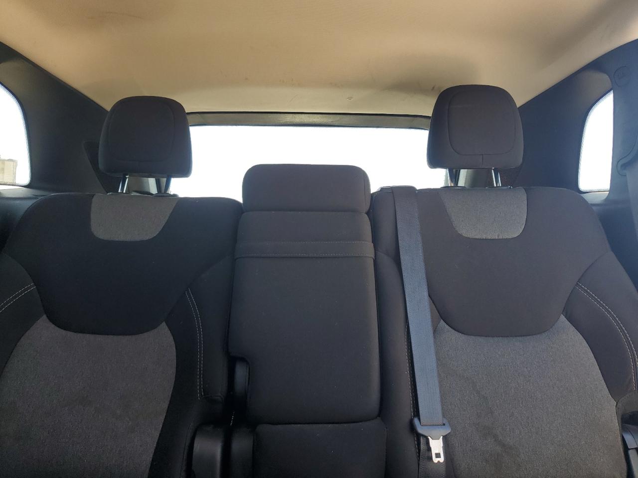 2018 Jeep Cherokee Latitude VIN: 1C4PJMCB4JD589483 Lot: 89630765