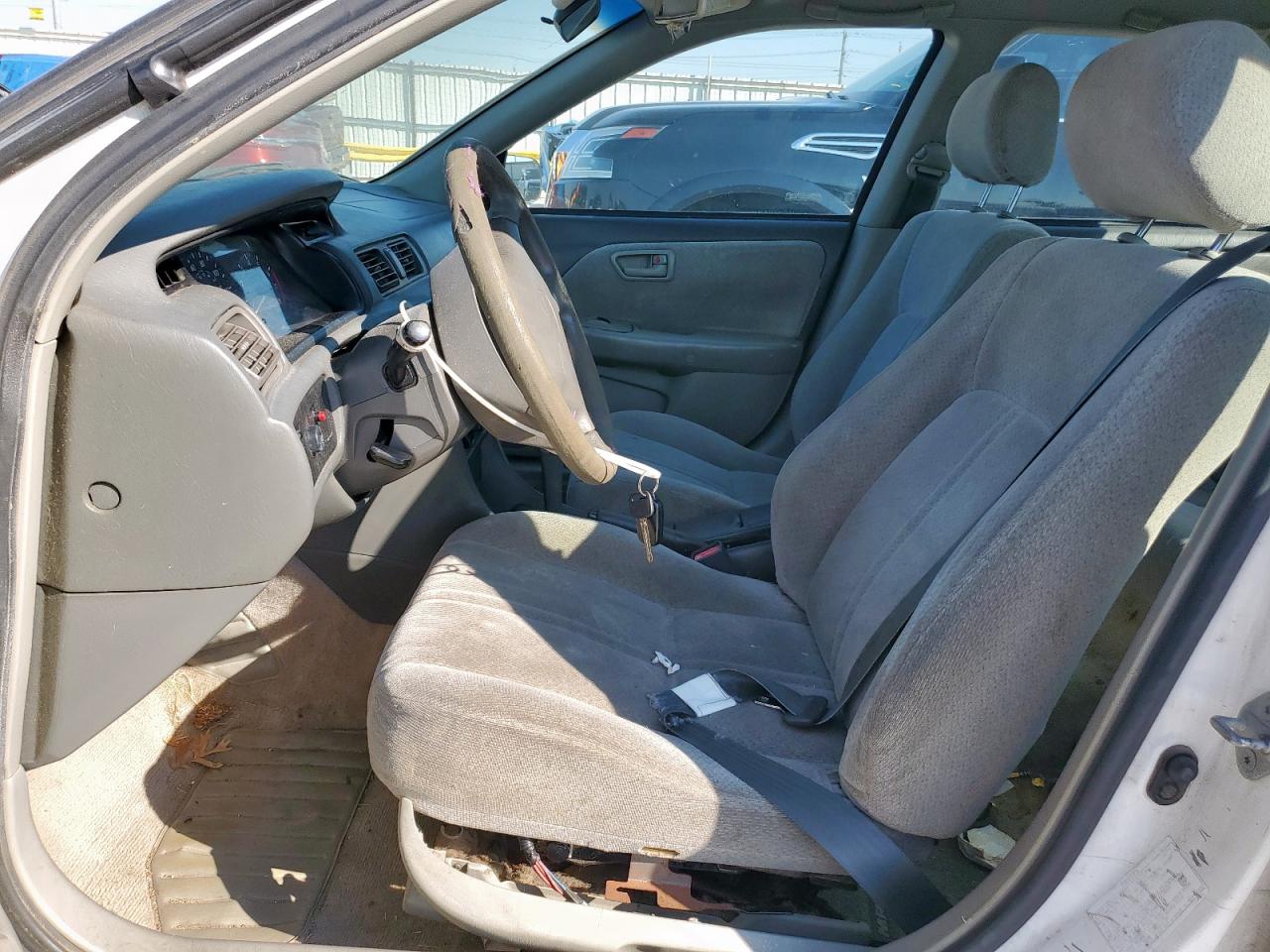 2001 Toyota Camry Ce VIN: JT2BG22K810545789 Lot: 84904845