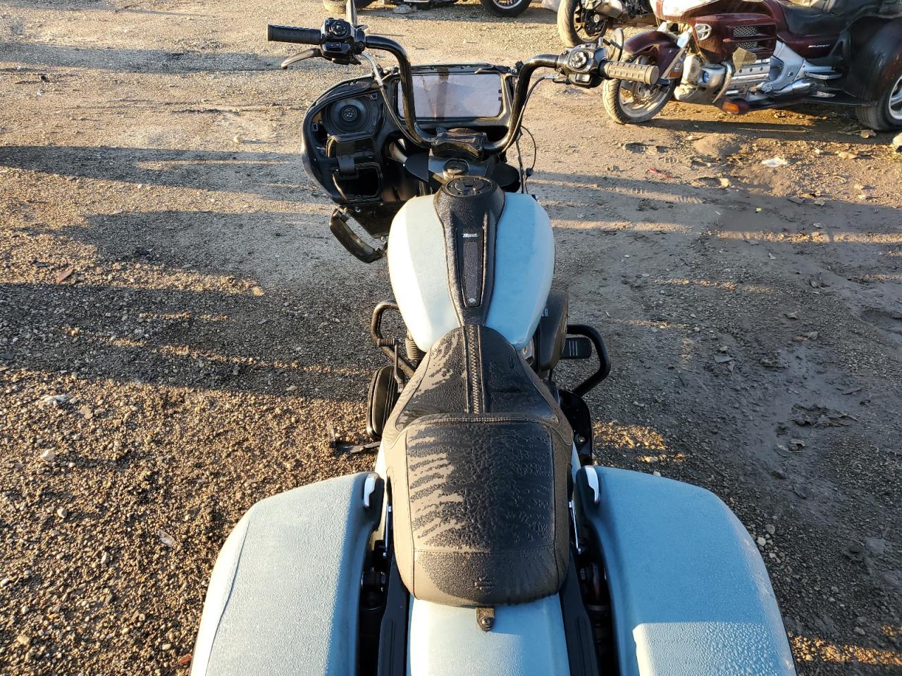 2024 Harley-Davidson Fltrx VIN: 1HD1KH710RB642424 Lot: 90239945