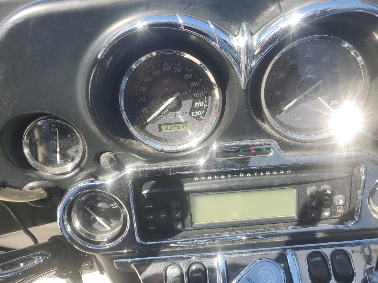 2011 Harley-Davidson Flhtk VIN: 1HD1KEM16BB661794 Lot: 85748595